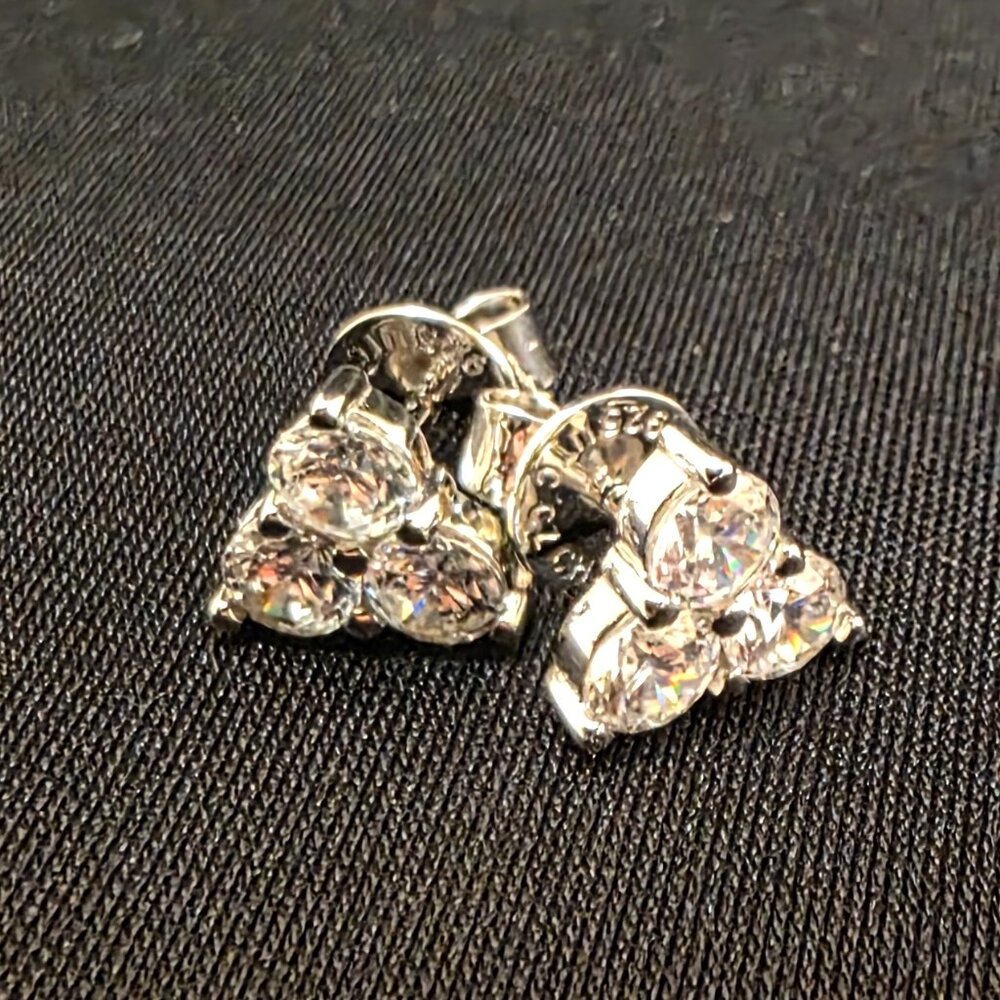 lovely Cz Three Stone Stud Earrings 925 Sterling Silver studs cubic zirconia